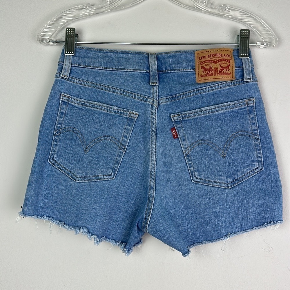 Levi’s Frayed Hem Blue Denim Cutoffs Festival High Waist Stretchy 26 Jean Shorts - Picture 9 of 16